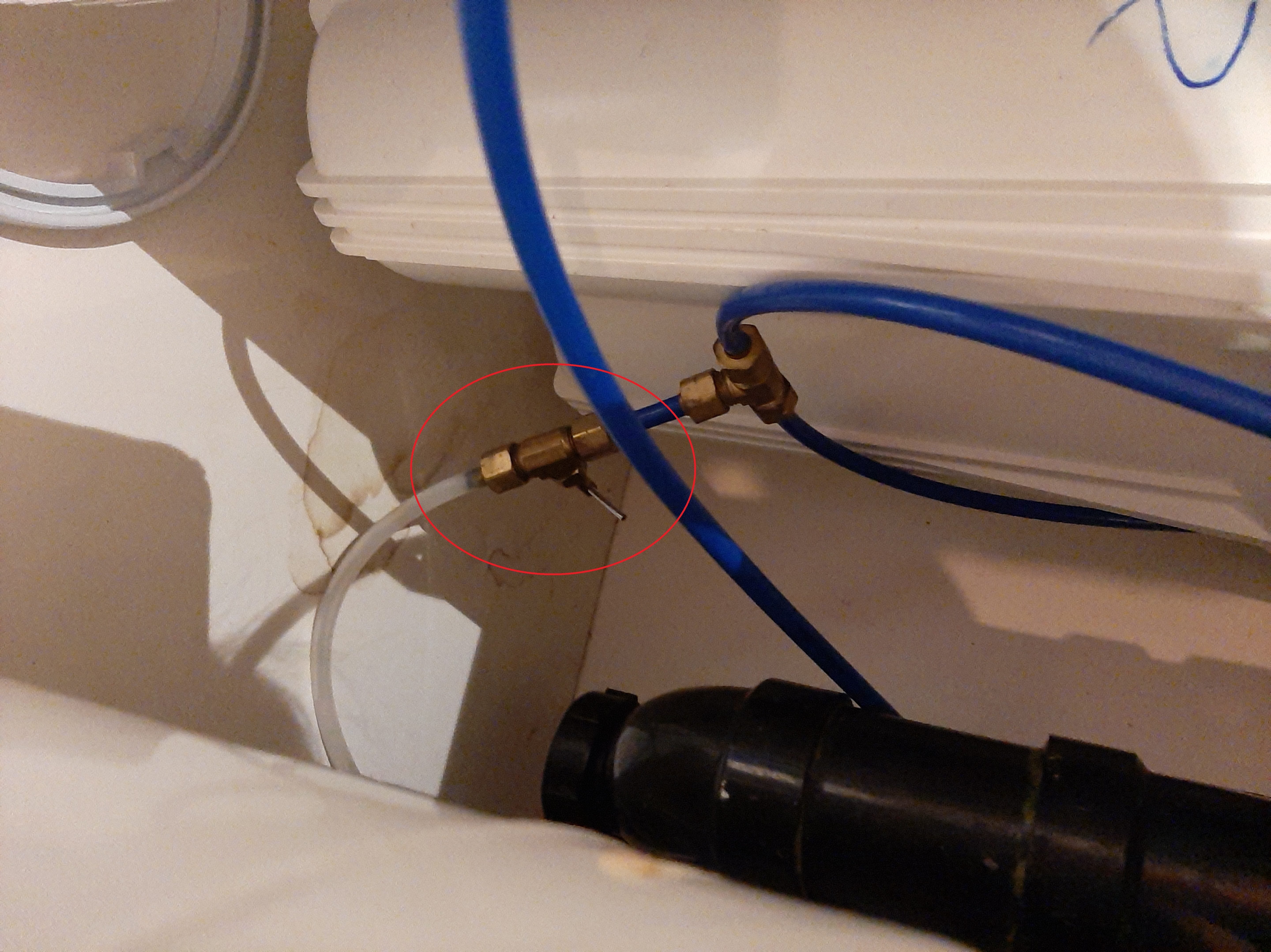 How to cap off old decomissioned fridge water line - RedFlagDeals