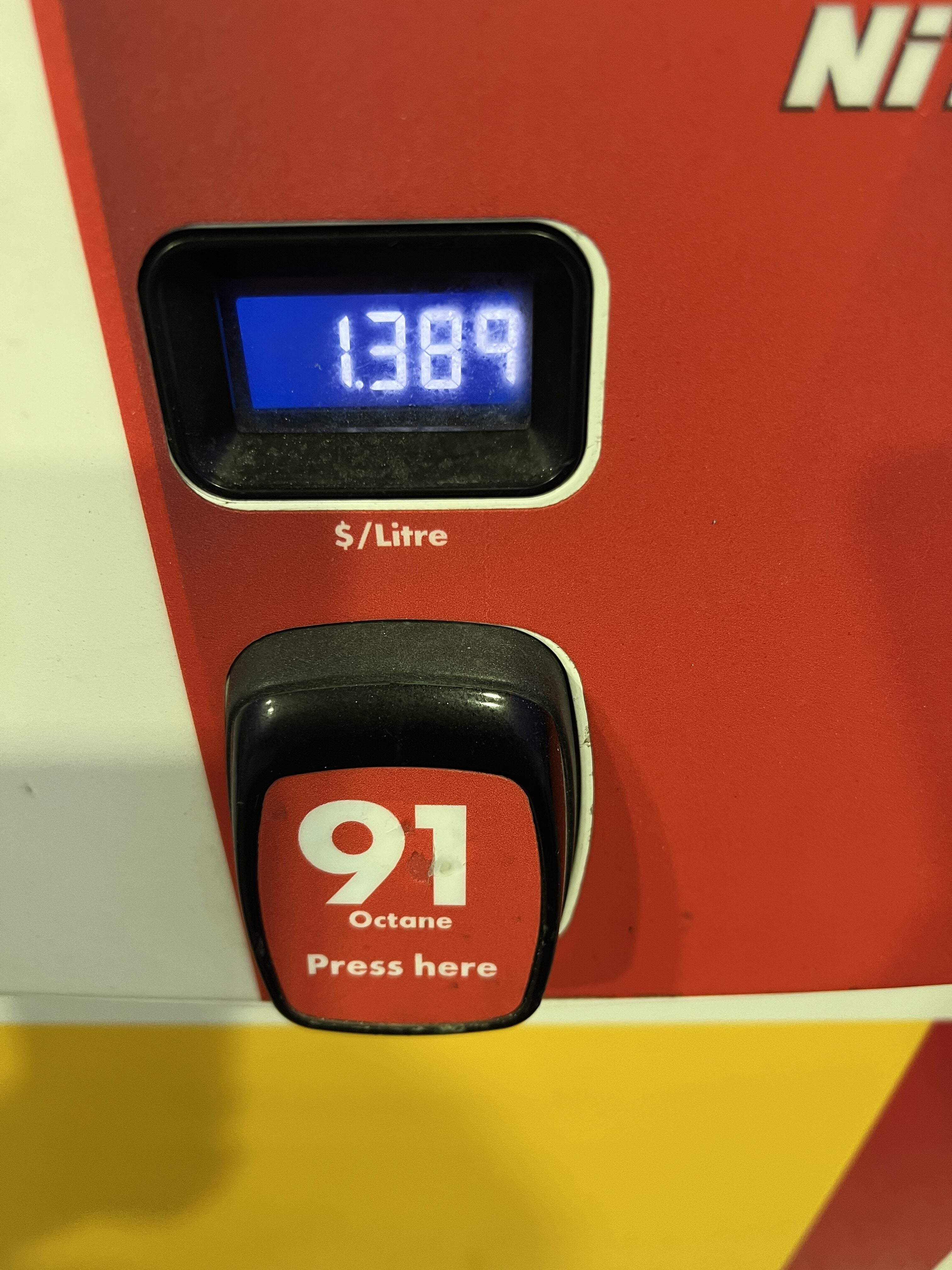 [Air Miles] One Day Only (Sept. 30) save 25c off per litre at Shell ...