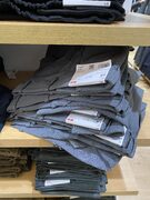 Men’s Smart Ankle pants (Extra stretch) | Grey, Size small | $29.90 in-store at CF Toronto Eaton Centre