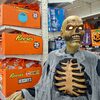 The Smart Consumer’s Guide to Seasonal Clearance