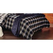 Hometrends 3-Piece Plaid Flannel Comforter Set - Double/Queen - $59.88/set