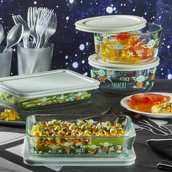 Pyrex Star Wars The Child 8 Piece Decorated Glass Food Storage Set  Mandalorian