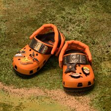 [Crocs] Get the Crocs x Naruto Collection in Canada!